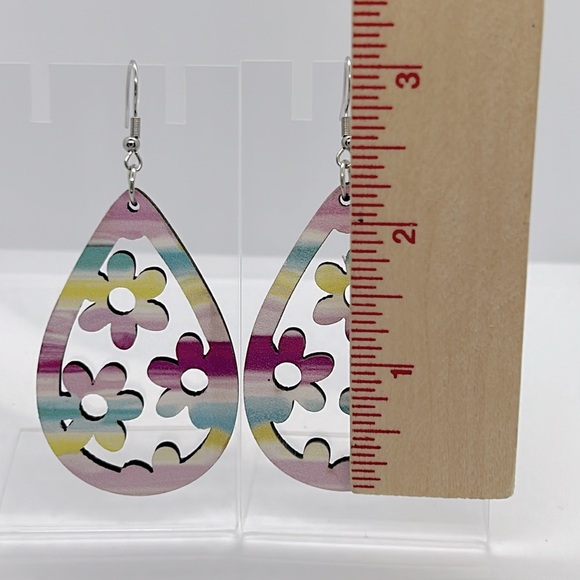 Water Drop Flower Design Lightweight Wooden Dangle Earrings Spring - Picture 2 of 2